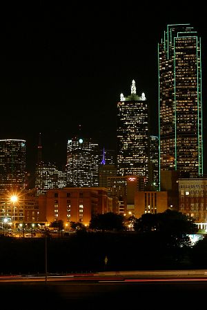 ISO 320, Aperture Priority @ f5.6, 1 second exposure